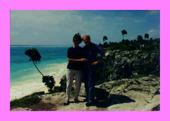 garald and virginia at mayan ruins.jpg (17459 bytes)